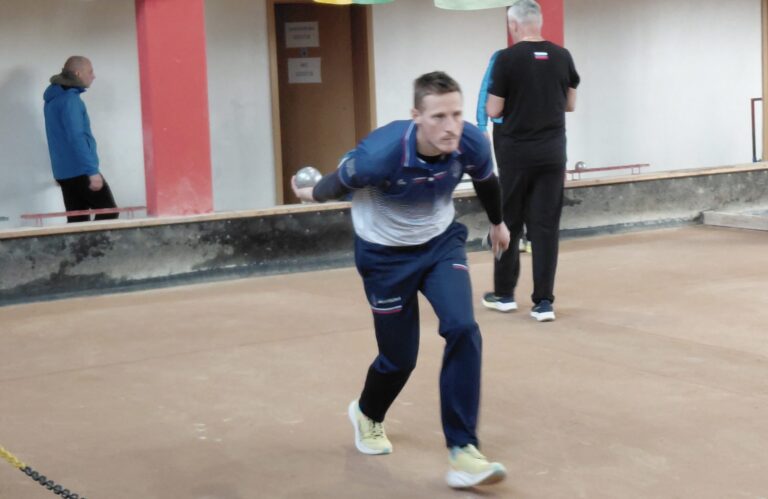 Postojnski cunami odnesel Trato